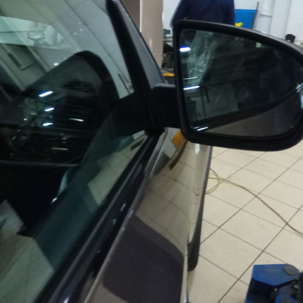 Восстановление зеркал на BMW X5 E70
