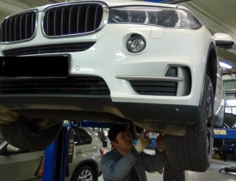 Замена амортизаторов у BMW Х3