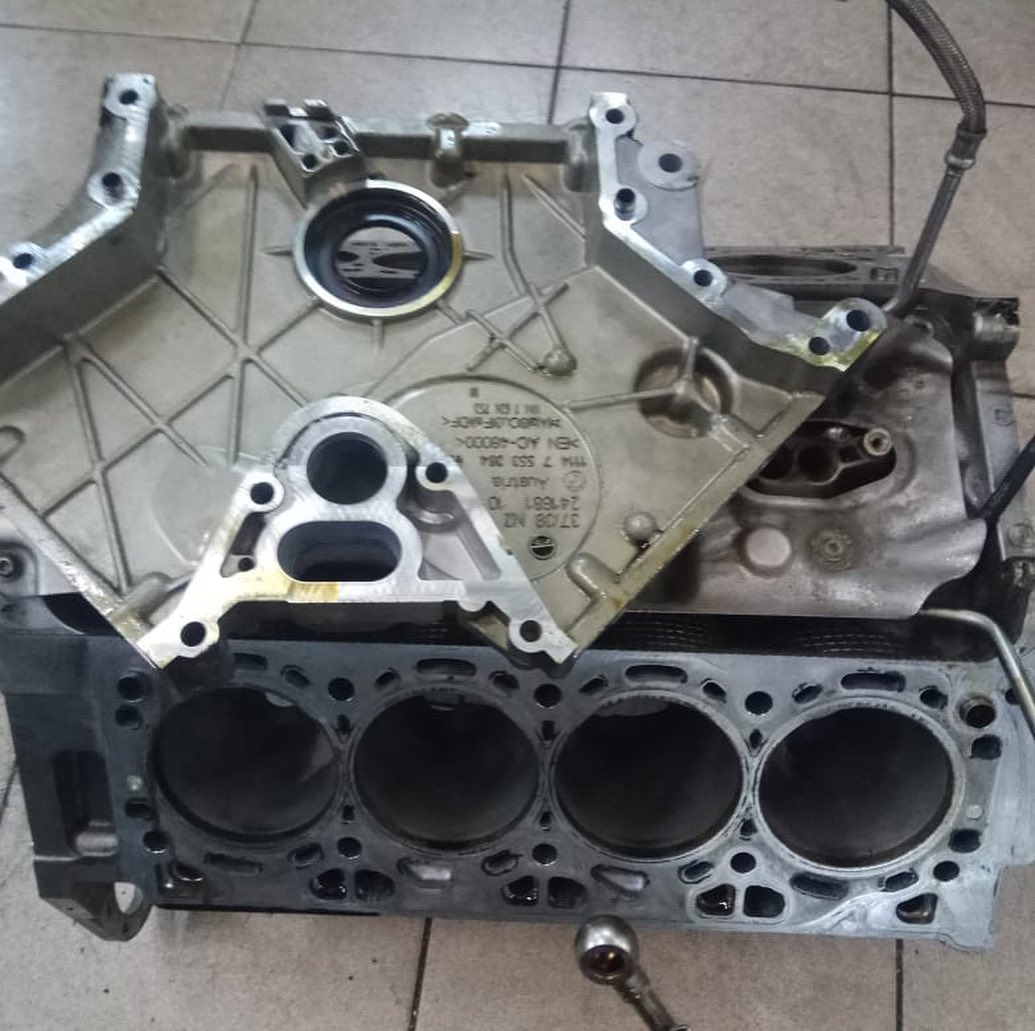 Ремонт двигателя на BMW 650