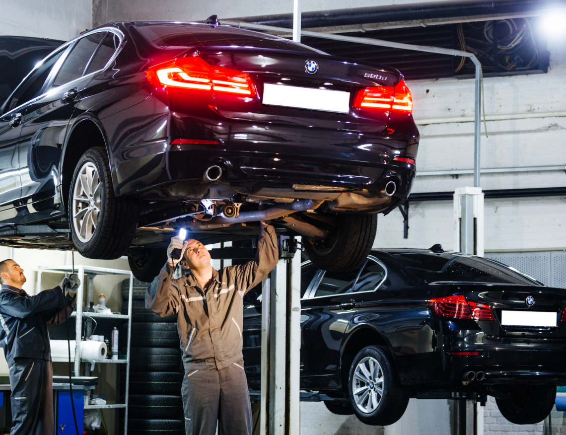 Сколько стоит обслуживание BMW: как заранее посчитать ТО и бюджет на год